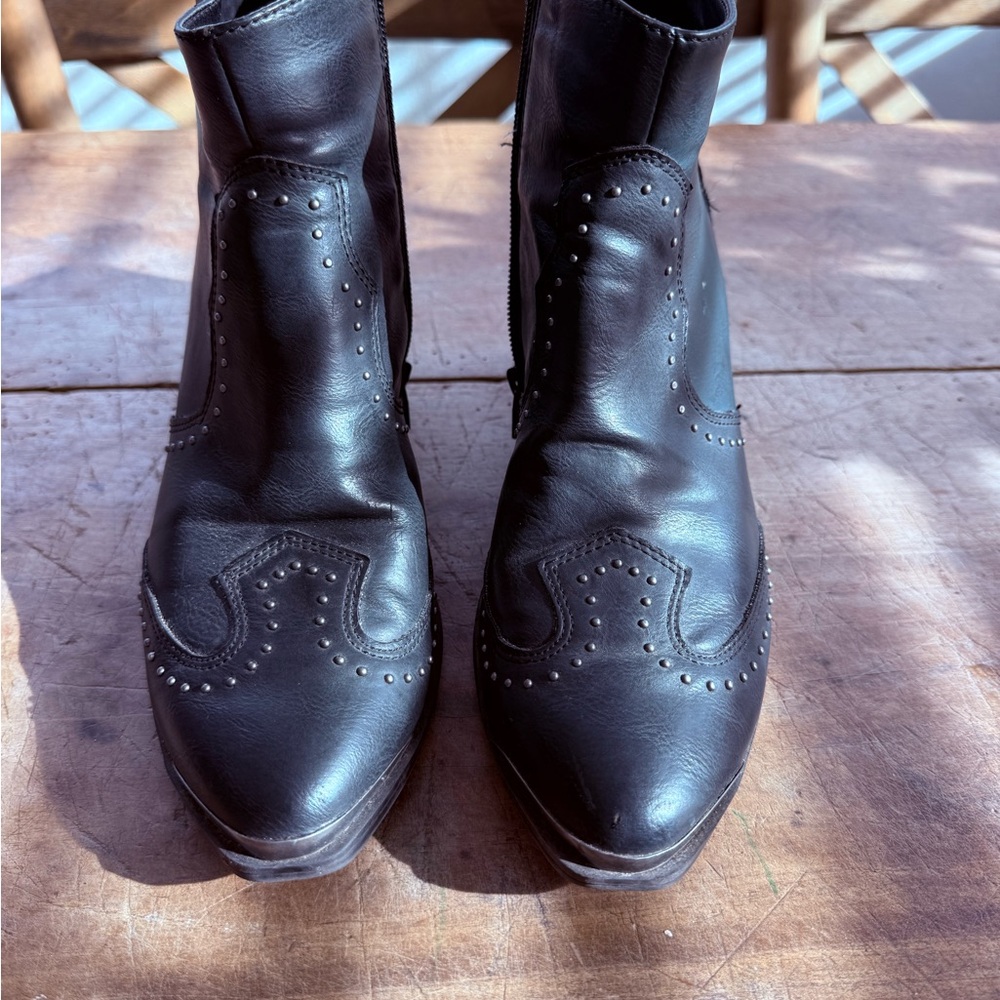 Universal Thread Black Studded Western Ankle Boots - image 2